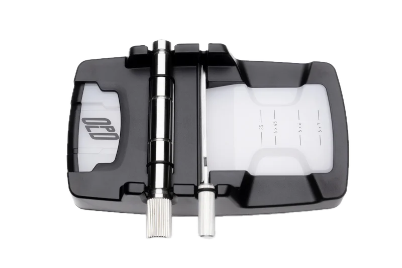 Optik Oldschool Film Cutter top view showing guillotine blade and frame markings for 35mm and 120 medium format film
